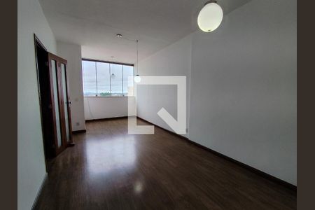 Sala de apartamento para alugar com 2 quartos, 85m² em Colégio Batista, Belo Horizonte