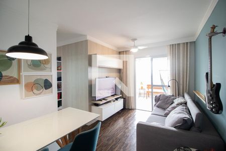 Sala de apartamento à venda com 3 quartos, 69m² em Vila Paiva, São Paulo