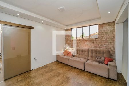 Sala de TV de casa à venda com 3 quartos, 100m² em Costa E Silva, Porto Alegre