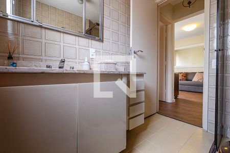 Banheiro de apartamento à venda com 1 quarto, 53m² em Jardim Paulista, São Paulo