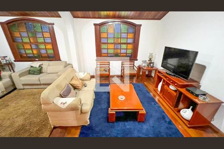 Sala de casa à venda com 4 quartos, 256m² em Cachoeirinha, Belo Horizonte