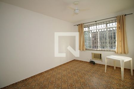 Quarto 1 de casa à venda com 4 quartos, 250m² em Olaria, Rio de Janeiro