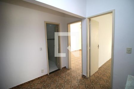 Sala de casa à venda com 4 quartos, 250m² em Olaria, Rio de Janeiro