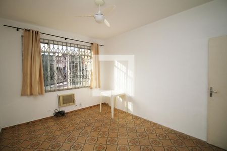 Quarto 1 de casa à venda com 4 quartos, 250m² em Olaria, Rio de Janeiro