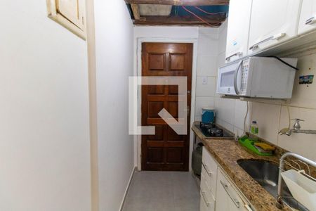 Cozinha de kitnet/studio para alugar com 1 quarto, 27m² em Centro, Niterói