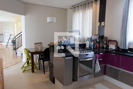 Casa de condomínio para alugar com 520m², 4 quartos e 6 vagas Casa de condomínio para alugar com 520m², 4 quartos e 6 vagasCozinha