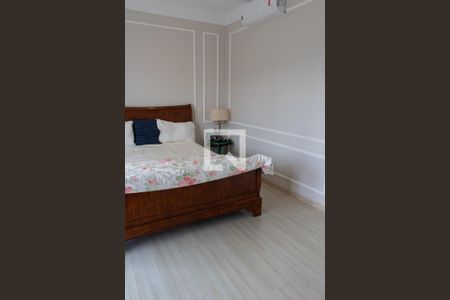 Casa de condomínio para alugar com 520m², 4 quartos e 6 vagas Casa de condomínio para alugar com 520m², 4 quartos e 6 vagasSuíte 3