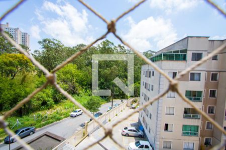 Vista da varanda de apartamento para alugar com 2 quartos, 48m² em Parque Sao Vicente, Mauá