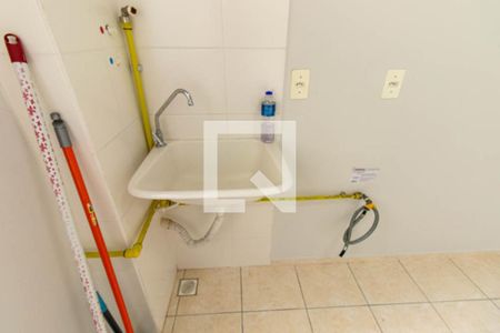 Cozinha e Área de Serviço de apartamento para alugar com 2 quartos, 38m² em Bom Jesus, São José dos Pinhais