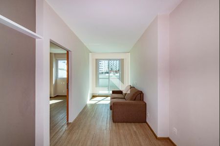 Sala de apartamento para alugar com 1 quarto, 56m² em Coracao de Jesus, Belo Horizonte