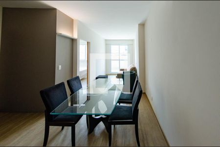 Sala de apartamento para alugar com 1 quarto, 56m² em Coracao de Jesus, Belo Horizonte