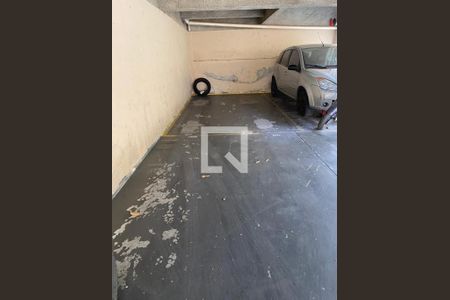 Apartamento à venda com 2 quartos, 60m² em Heliópolis, Belo Horizonte