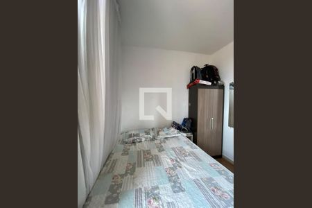 Apartamento à venda com 2 quartos, 60m² em Heliópolis, Belo Horizonte