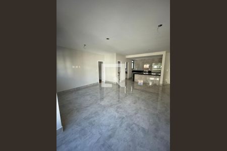 Apartamento à venda com 4 quartos, 103m² em Castelo, Belo Horizonte