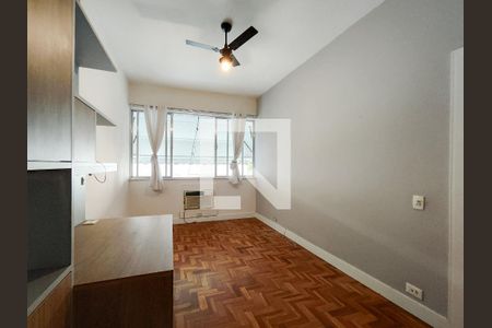 Apartamento à venda com 60m², 2 quartos e sem vagaSala