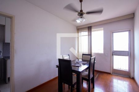 Apartamento à venda com 80m², 1 quarto e 1 vagaSala