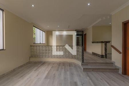 Sala de casa para alugar com 3 quartos, 526m² em Pampulha, Belo Horizonte