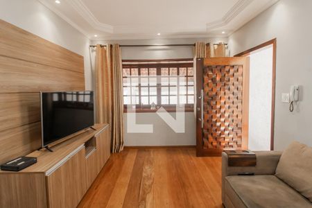 Sala de casa à venda com 3 quartos, 183m² em Cidade Patriarca, São Paulo