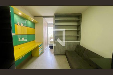 Sala de kitnet/studio para alugar com 1 quarto, 30m² em Jardim Paulista, São Paulo