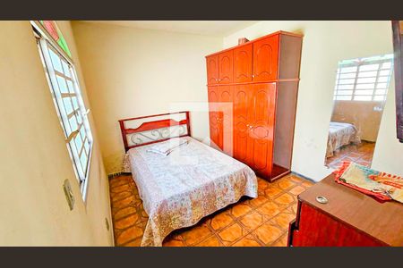 Quarto 1 de casa à venda com 4 quartos, 310m² em Paraíso, Belo Horizonte