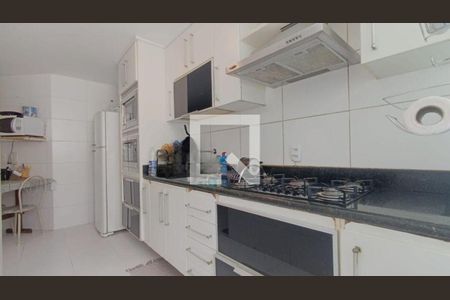 Apartamento à venda com 3 quartos, 127m² em Piratininga, Niterói