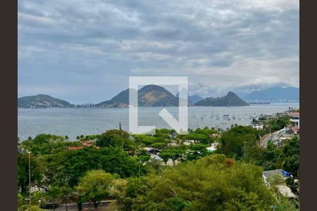 Casa à venda com 7 quartos, 400m² em São Francisco, Niterói