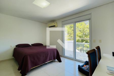 Casa à venda com 300m², 3 quartos e 5 vagas Casa à venda com 300m², 3 quartos e 5 vagasSuíte 2