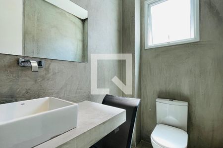 Casa à venda com 300m², 3 quartos e 5 vagas Casa à venda com 300m², 3 quartos e 5 vagasLavabo 1