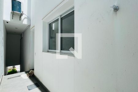 Casa à venda com 300m², 3 quartos e 5 vagas Casa à venda com 300m², 3 quartos e 5 vagasÁrea externa