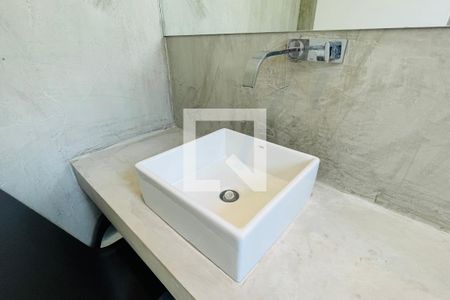 Casa à venda com 300m², 3 quartos e 5 vagas Casa à venda com 300m², 3 quartos e 5 vagasLavabo 1