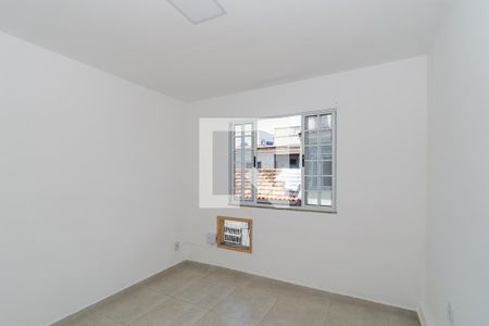 Quarto 2 de casa para alugar com 2 quartos, 65m² em Vaz Lobo, Rio de Janeiro