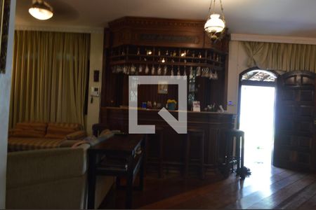 Sala 1 de casa à venda com 6 quartos, 300m² em Jacarepaguá, Rio de Janeiro