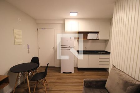 Sala / Cozinha de kitnet/studio para alugar com 1 quarto, 27m² em Jardim Sao Paulo(zona Norte), São Paulo