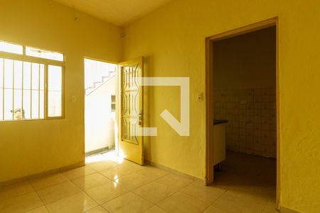 Sala de casa para alugar com 1 quarto, 50m² em Jardim Independencia Ii, Embu das Artes