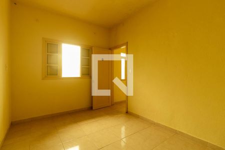 Quarto de casa para alugar com 1 quarto, 50m² em Jardim Independencia Ii, Embu das Artes