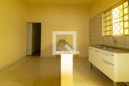 Sala de casa para alugar com 1 quarto, 50m² em Jardim Independencia Ii, Embu das Artes