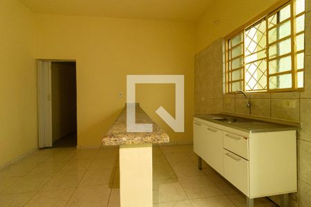 Cozinha de casa para alugar com 1 quarto, 50m² em Jardim Independencia Ii, Embu das Artes