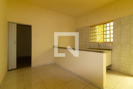 Sala de casa para alugar com 1 quarto, 50m² em Jardim Independencia Ii, Embu das Artes