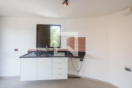 Cozinha de apartamento para alugar com 1 quarto, 38m² em Jardim Germania, São Paulo