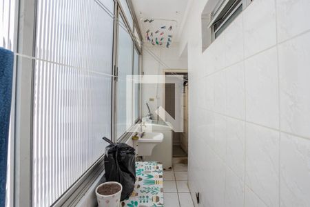 Apartamento à venda com 88m², 2 quartos e sem vaga Apartamento à venda com 88m², 2 quartos e sem vagaLavanderia