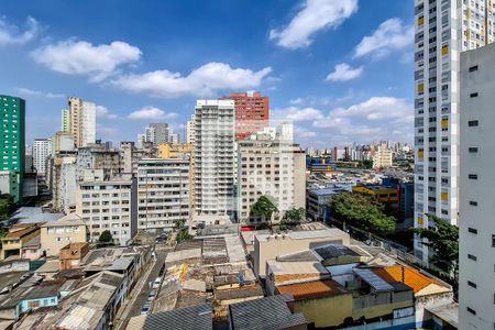 sala vista de apartamento para alugar com 1 quarto, 60m² em Sé, São Paulo