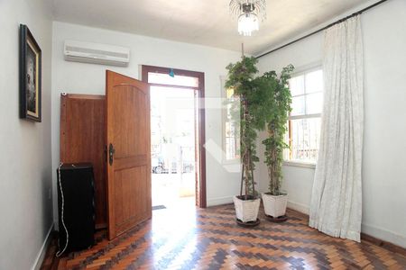 Sala 1 de casa para alugar com 5 quartos, 180m² em Santana, Porto Alegre