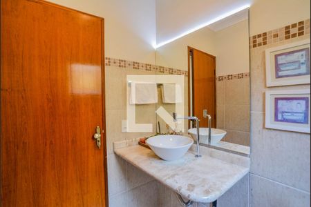 Lavabo de casa à venda com 3 quartos, 180m² em Vila Scarpelli, Santo André