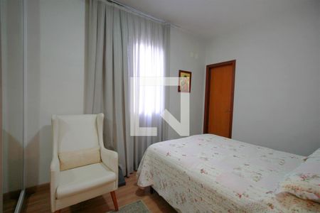 Suite de apartamento à venda com 4 quartos, 130m² em Serra, Belo Horizonte