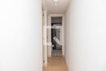 Corredor  de apartamento à venda com 2 quartos, 45m² em Canhema, Diadema