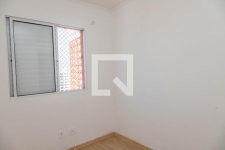 Quarto 1  de apartamento à venda com 2 quartos, 45m² em Canhema, Diadema