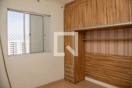 Quarto 2  de apartamento à venda com 2 quartos, 45m² em Canhema, Diadema