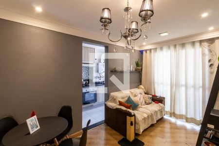 Sala de apartamento à venda com 2 quartos, 48m² em Vila Carmosina, São Paulo