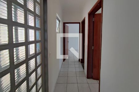 Corredor Quartos de casa à venda com 2 quartos, 50m² em Jardim do Trevo, Campinas