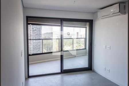 Sala  de apartamento à venda com 2 quartos, 89m² em Alphaville Industrial, Barueri